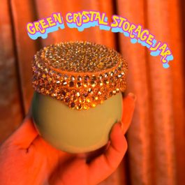Green crystal storage jar